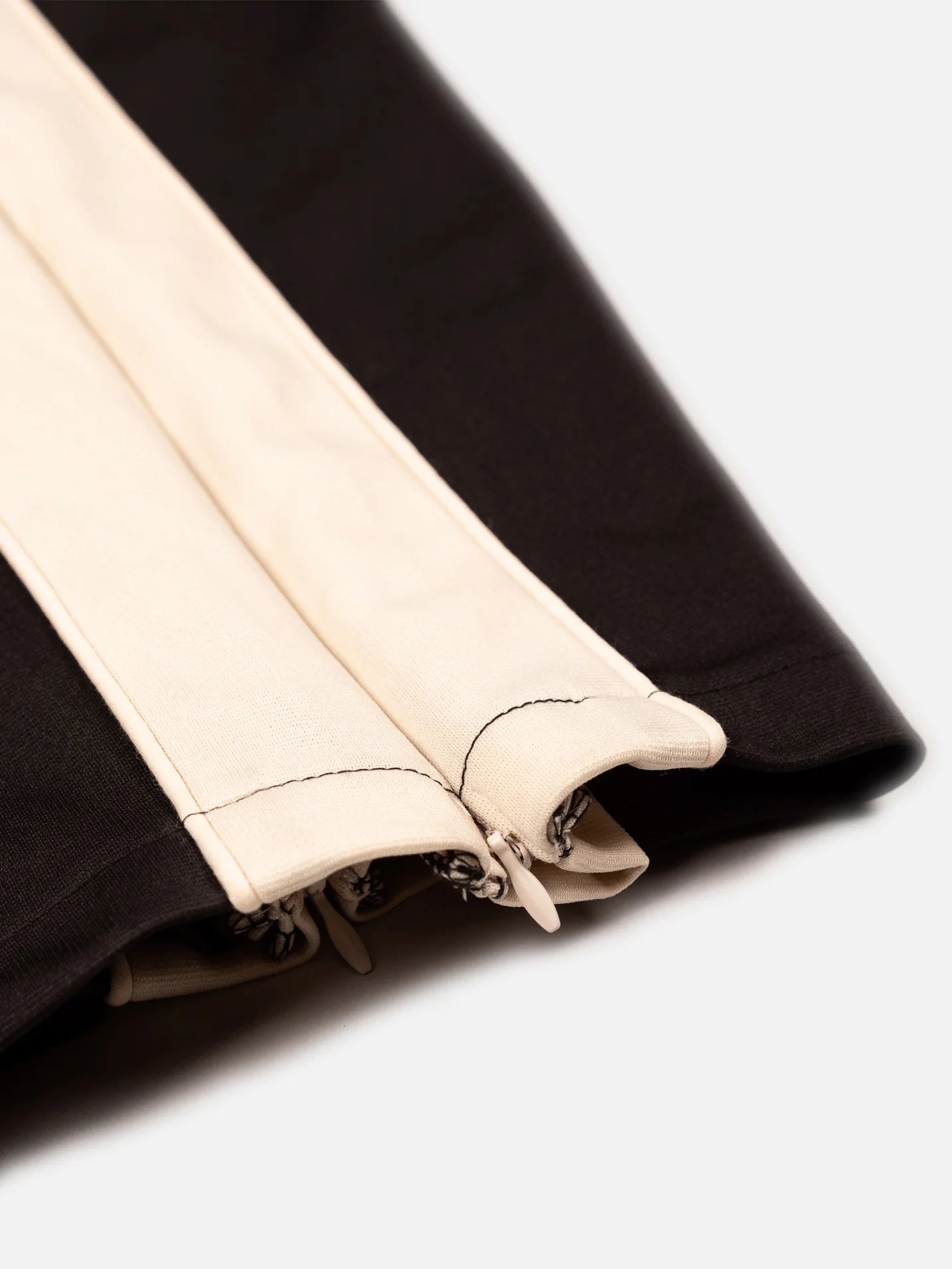 Script Logo Track Pant - Black