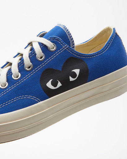 Comme des Garcons Play Peek-A-Boo Low-Top Canvas Sneakers Blue